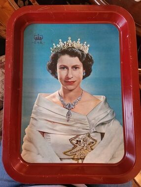 Vintage 1953 Queen Elizabeth II Collectible Coronation Serving Tray